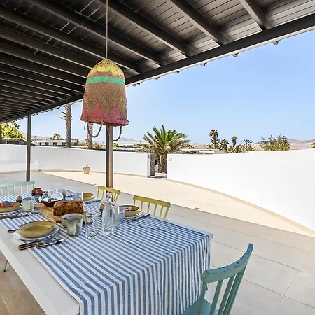 Casa Marina With Pool, Garden And Terrace *