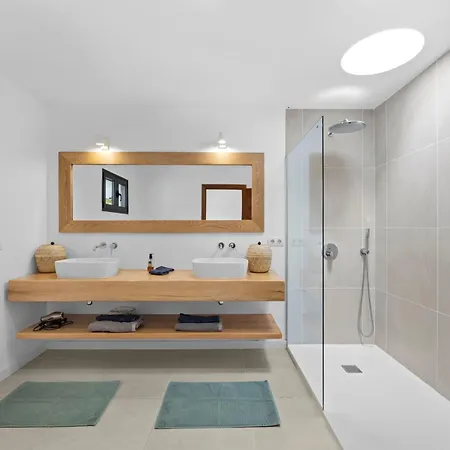 Casa Marina With Pool, Garden And Terrace 别墅