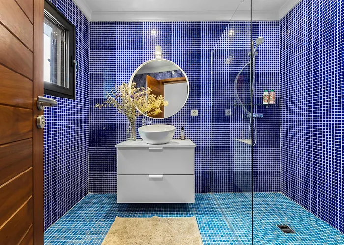 וילה Casa Marina With Pool, Garden And Terrace *