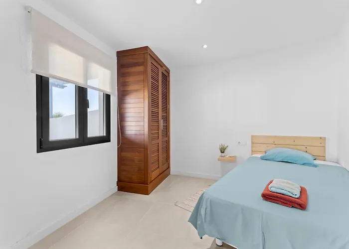 Casa Marina With Pool, Garden And Terrace * Famara